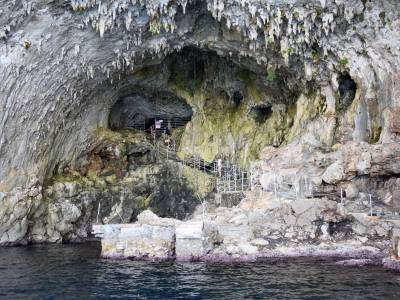 Zinzulusa Cave in Castro